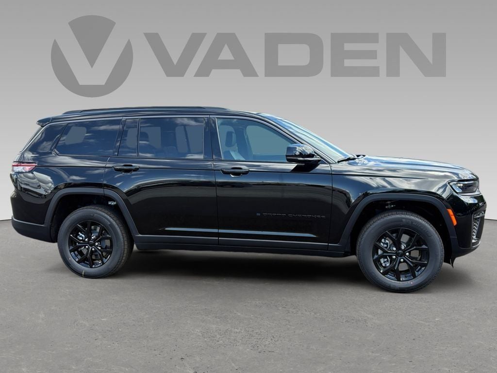 2026 Jeep Grand Cherokee GRAND CHEROKEE L LAREDO ALTITUDE 4X4