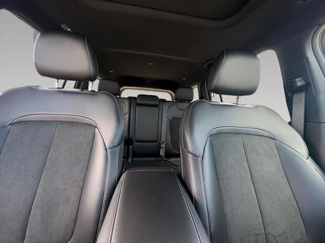 2026 Jeep Grand Cherokee GRAND CHEROKEE L LAREDO ALTITUDE 4X4