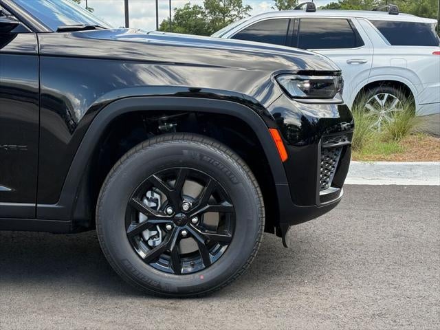 2026 Jeep Grand Cherokee GRAND CHEROKEE L LAREDO ALTITUDE 4X4