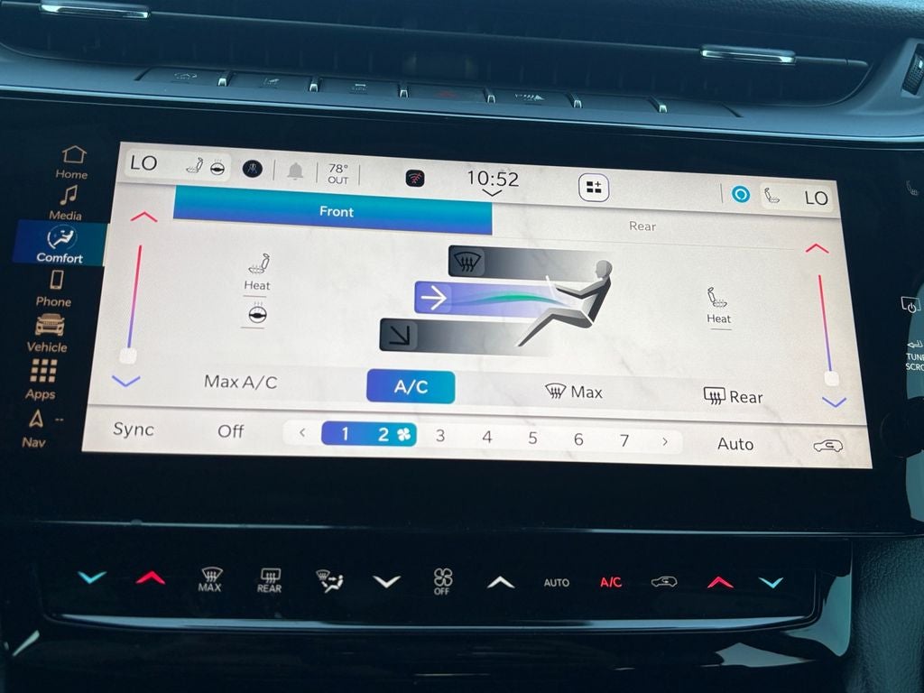 2026 Jeep Grand Cherokee GRAND CHEROKEE L LAREDO ALTITUDE 4X4