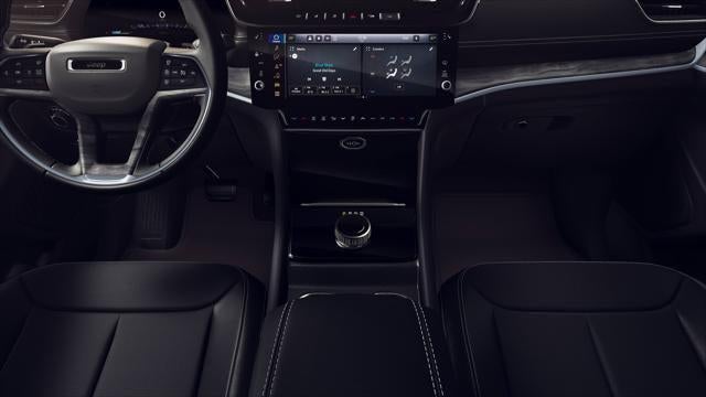 2026 Jeep Grand Cherokee GRAND CHEROKEE L LAREDO ALTITUDE 4X4