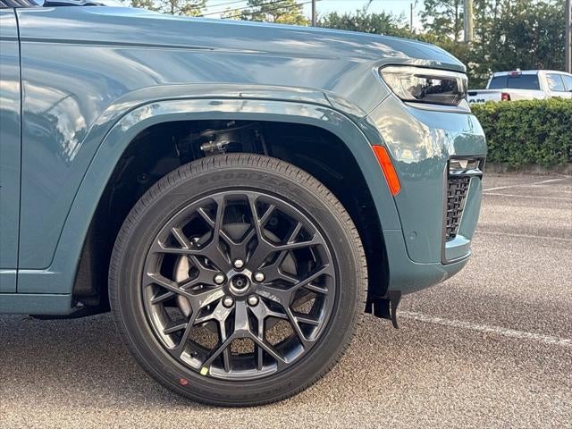 2027 Jeep Grand Cherokee Summit