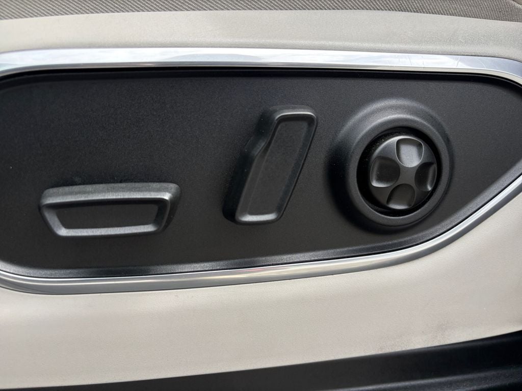 2024 Jeep Wagoneer L Series II 4x2