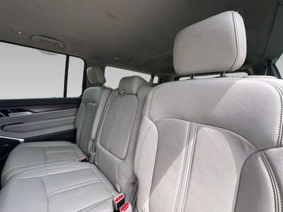2024 Jeep Wagoneer L Series II 4x2