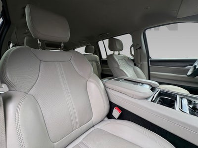 2024 Jeep Wagoneer L Series II 4x2