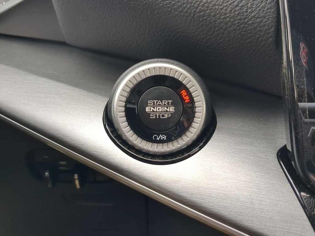 2025 Jeep Wagoneer WAGONEER L 4X4