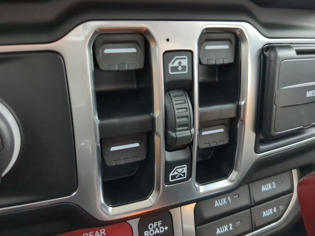 2025 Jeep Gladiator GLADIATOR RUBICON 4X4