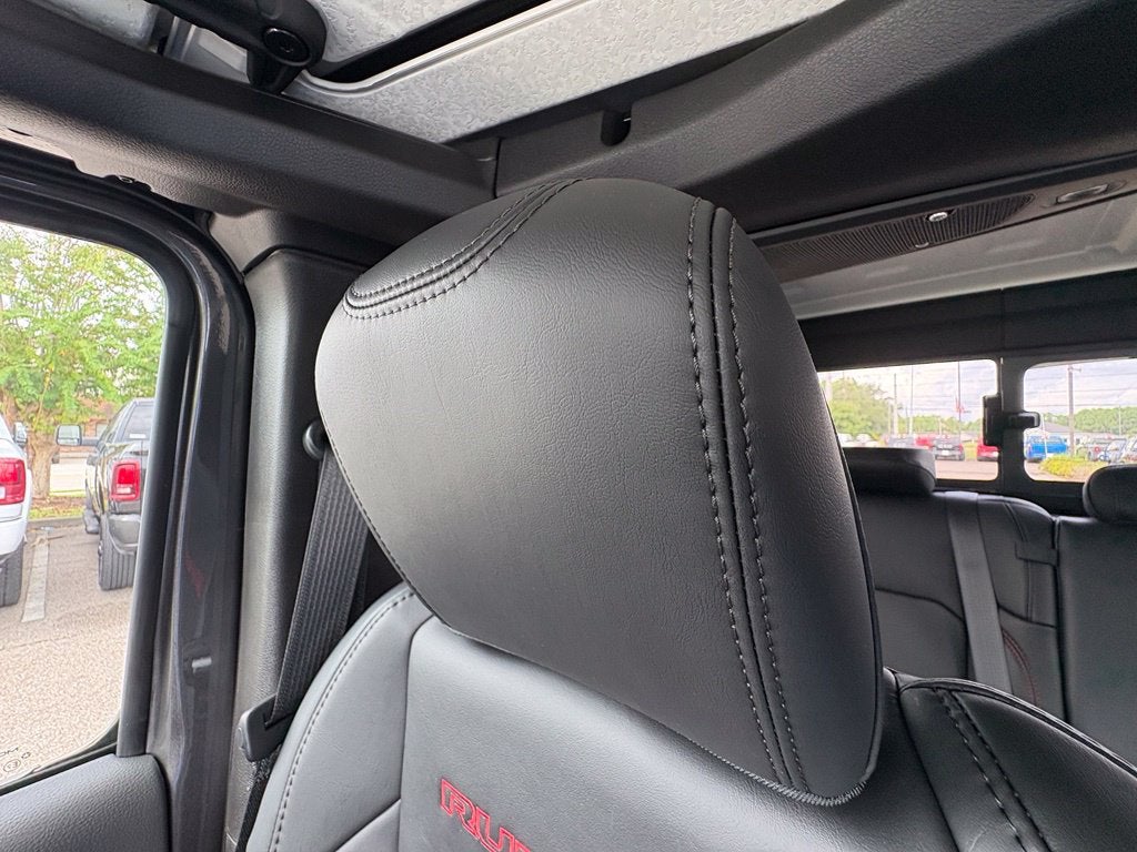 2026 Jeep Gladiator GLADIATOR SHADOW OPS 4X4