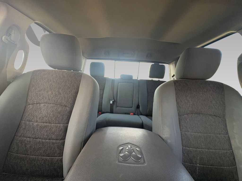 2020 RAM 1500 Classic SLT Crew Cab 4x2 6'4' Box