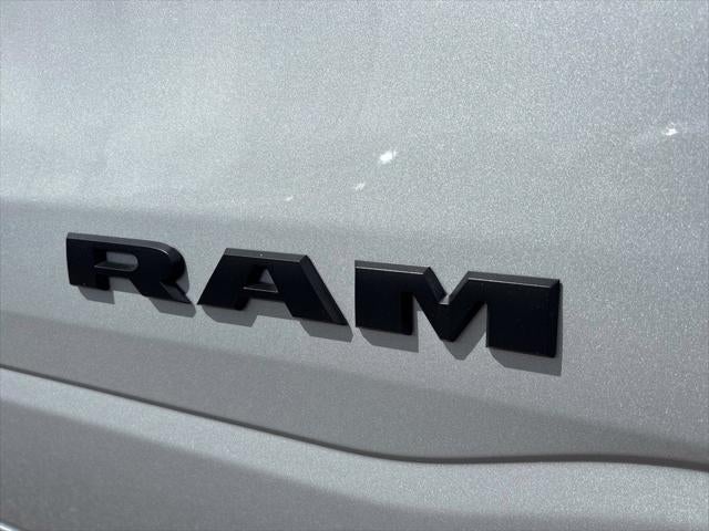 2027 RAM Ram 1500 RAM 1500 BIG HORN CREW CAB 4X4 5'7' BOX