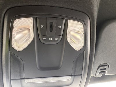 2022 RAM 1500 Tradesman Crew Cab 4x4 5'7' Box