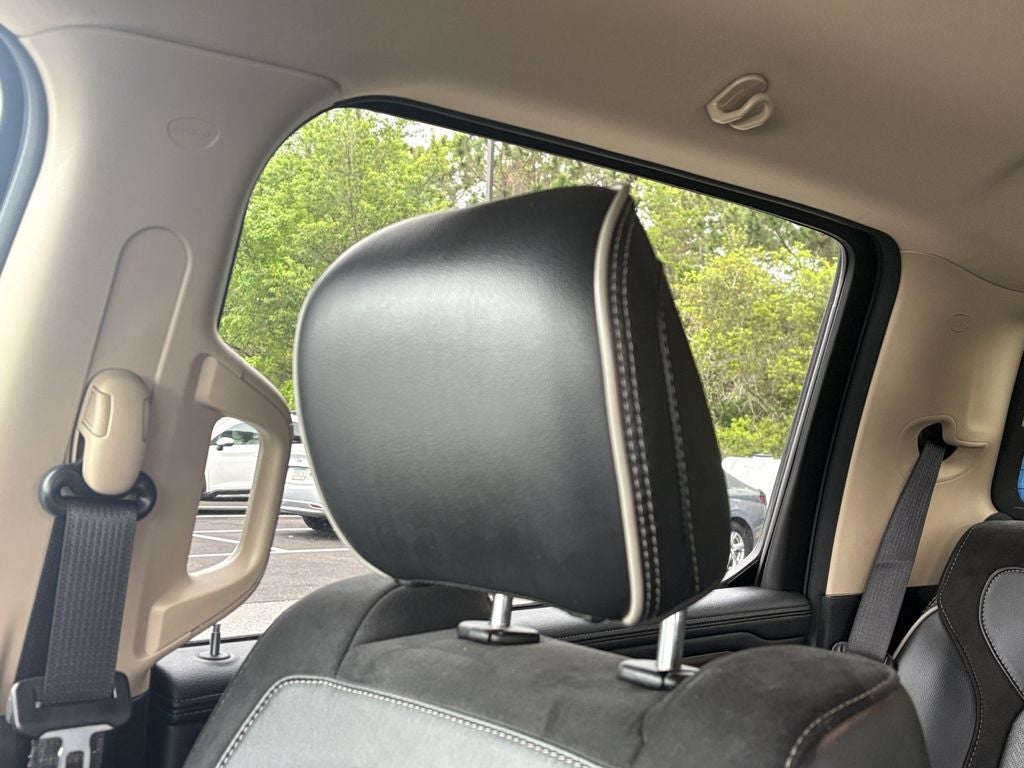 2021 RAM 1500 Laramie Crew Cab 4x4 5'7' Box