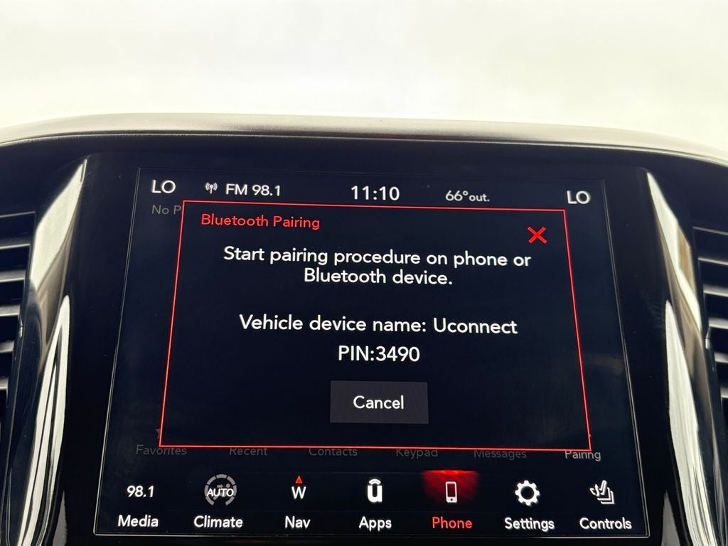 2021 RAM 1500 Laramie Crew Cab 4x4 5'7' Box