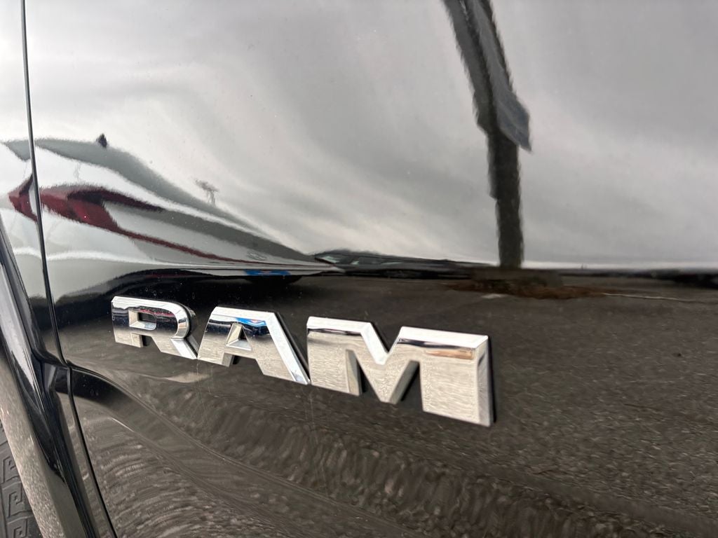 2021 RAM 1500 Laramie Crew Cab 4x4 5'7' Box