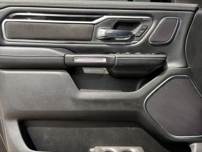 2019 RAM 1500 Laramie Crew Cab 4x4 5'7' Box