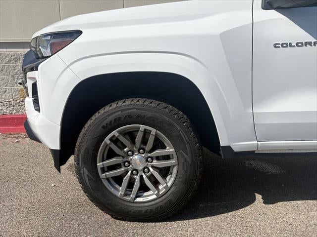 2024 Chevrolet Colorado 2WD LT