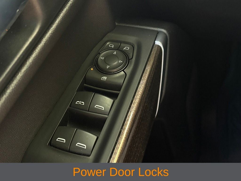 2022 Chevrolet Silverado 1500 LTD 4WD Crew Cab Short Bed RST
