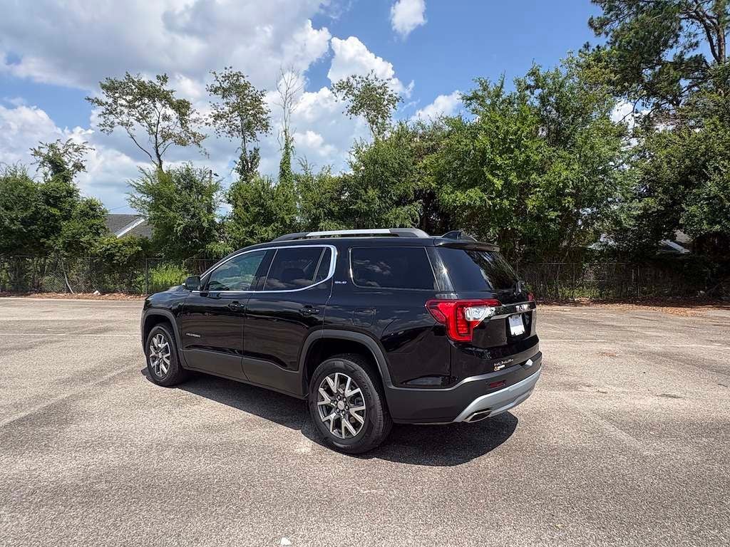 2023 GMC Acadia FWD SLE