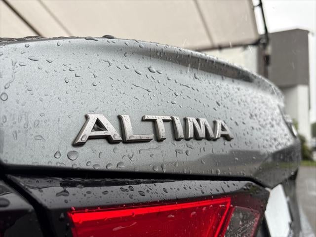 2023 Nissan Altima SV FWD