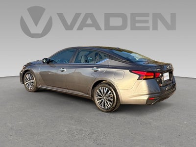 2023 Nissan Altima SV FWD