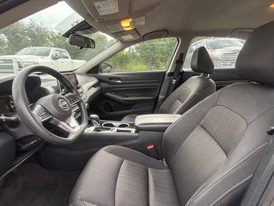 2024 Nissan Altima SV FWD