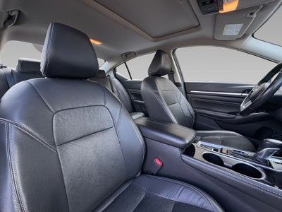 2023 Nissan Altima SL FWD