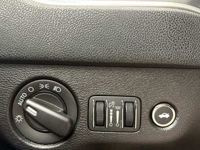 2018 Dodge Charger SXT RWD