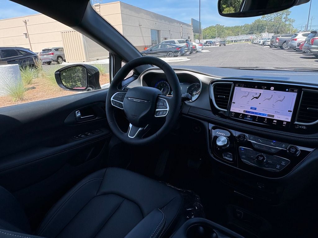 2027 Chrysler Pacifica PACIFICA SELECT
