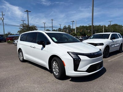 2027 Chrysler Pacifica PACIFICA SELECT