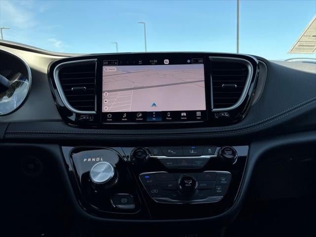 2027 Chrysler Pacifica PACIFICA SELECT