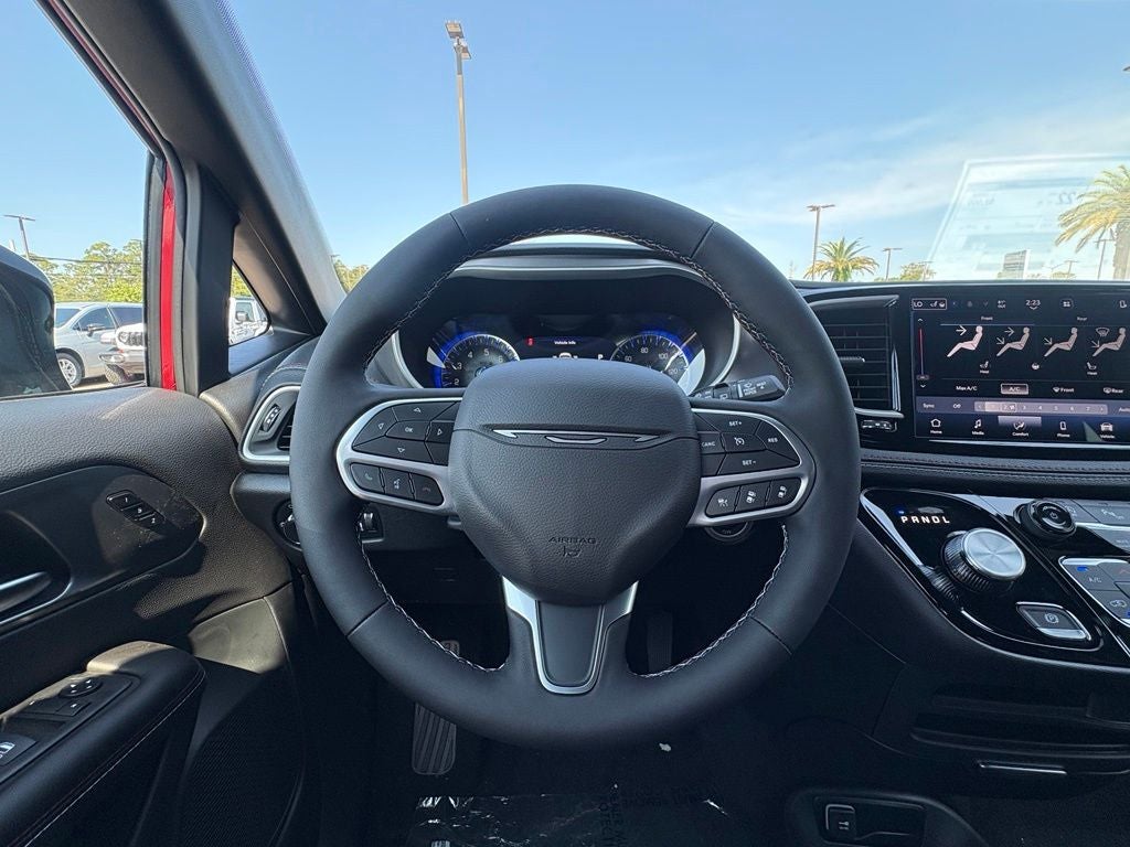 2027 Chrysler Pacifica PACIFICA SELECT
