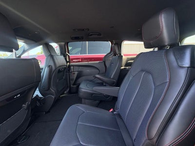 2027 Chrysler Pacifica PACIFICA SELECT