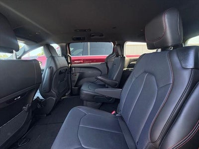 2027 Chrysler Pacifica PACIFICA SELECT