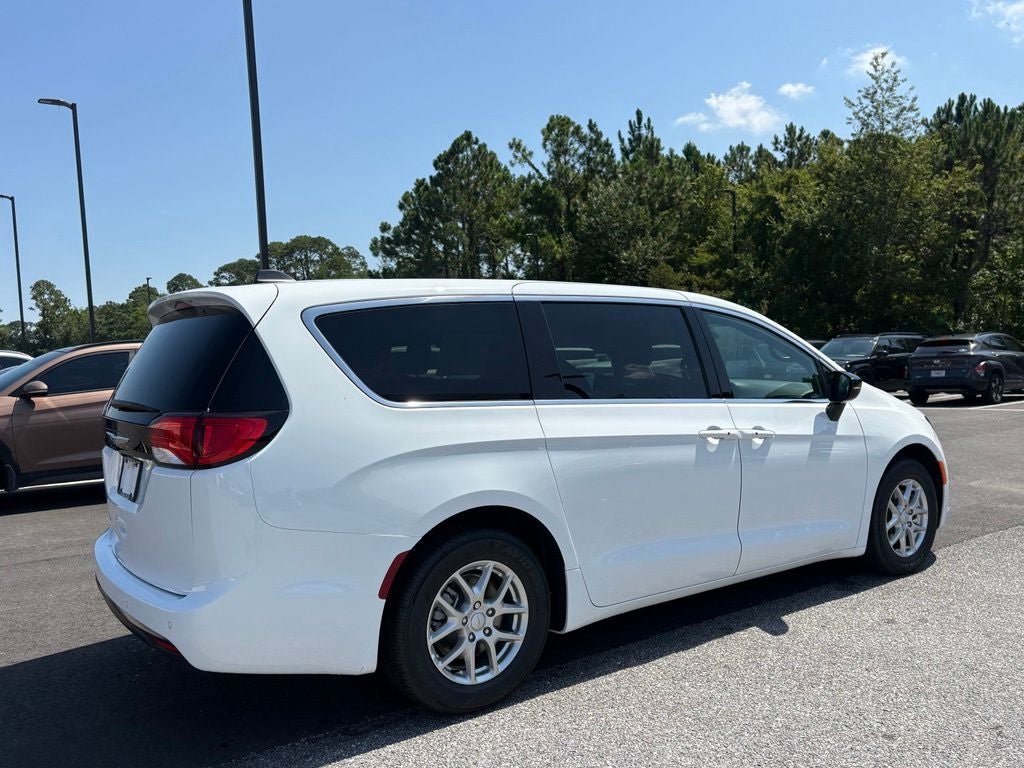 2027 Chrysler Pacifica PACIFICA LX