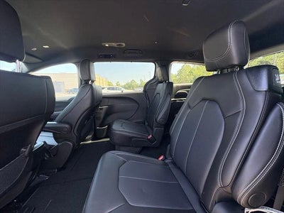 2027 Chrysler Pacifica PACIFICA LX