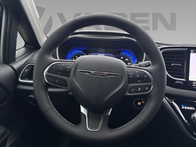 2026 Chrysler Voyager VOYAGER LX