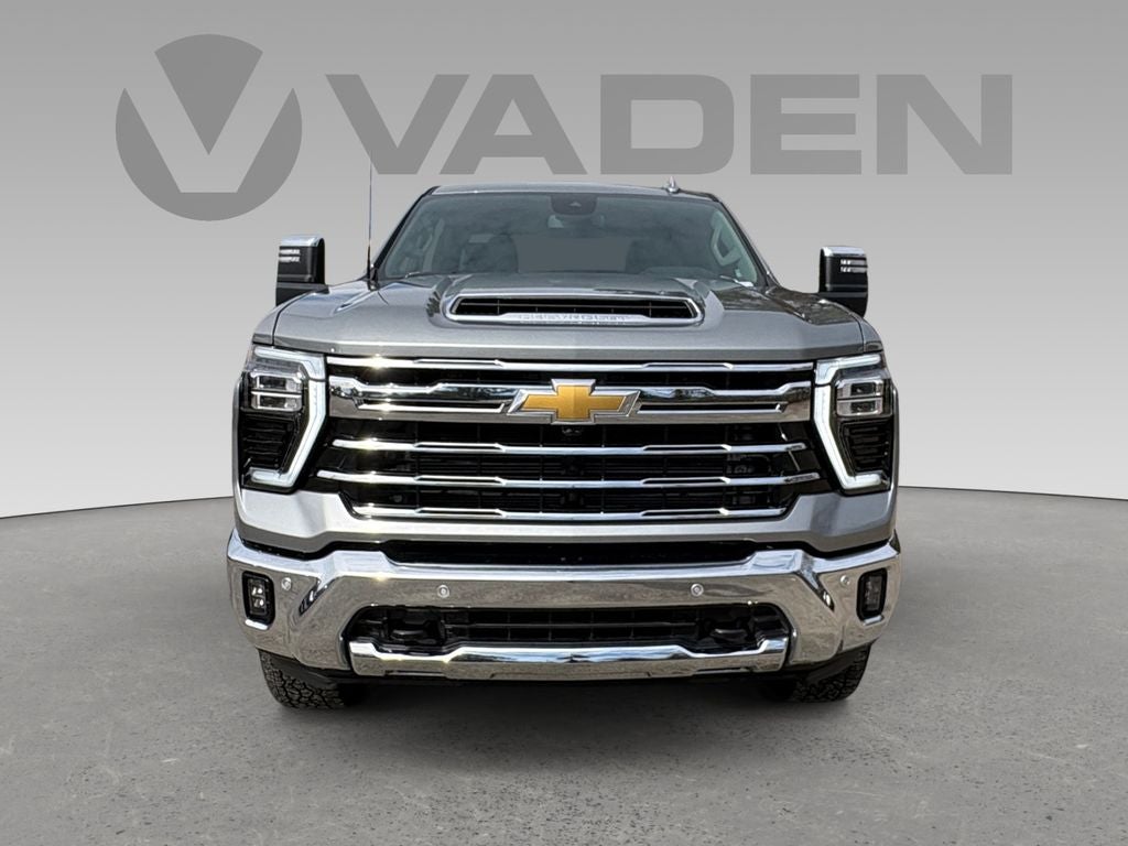 2025 Chevrolet Silverado 2500HD 4WD Crew Cab Standard Bed LTZ