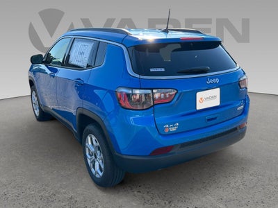 2025 Jeep Compass COMPASS LATITUDE 4X4