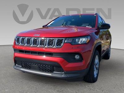 2025 Jeep Compass COMPASS LATITUDE 4X4