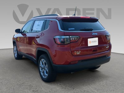 2025 Jeep Compass COMPASS LATITUDE 4X4