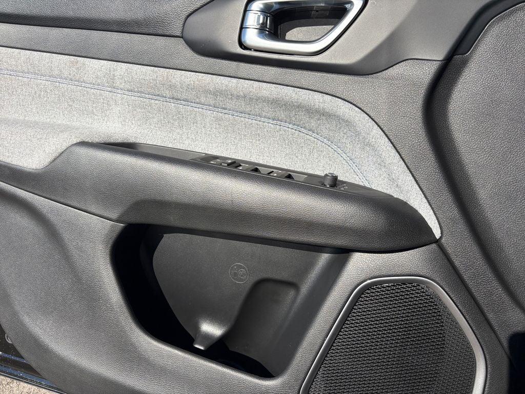 2026 Jeep Compass COMPASS LATITUDE 4X4