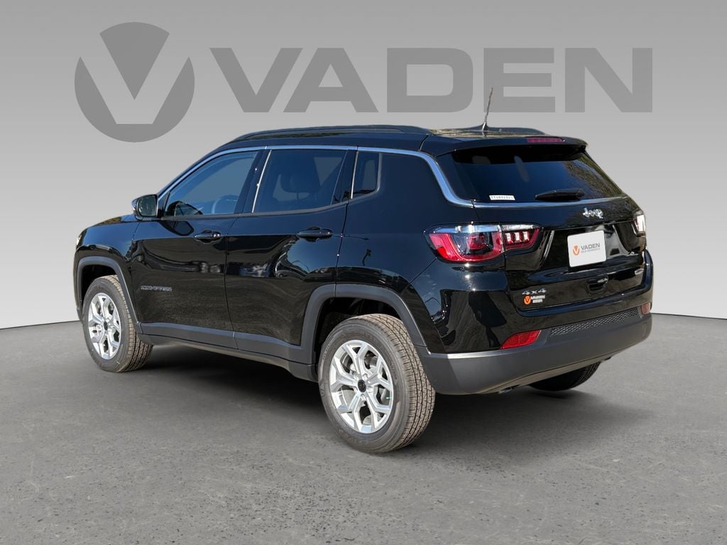 2026 Jeep Compass COMPASS LATITUDE 4X4