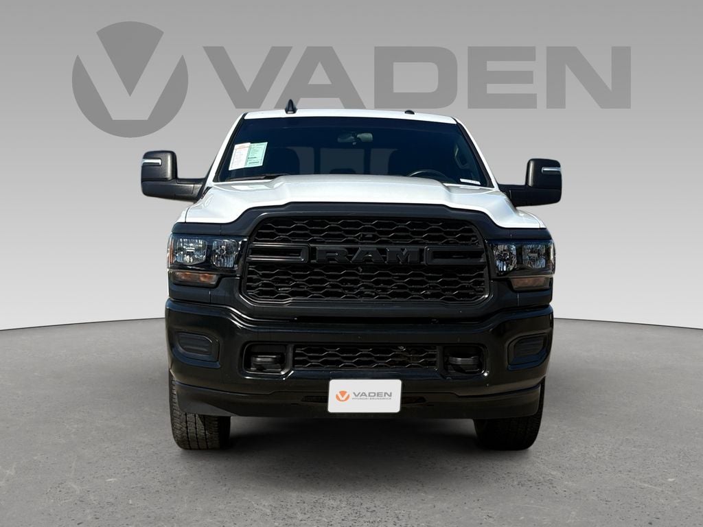 2023 RAM 3500 Tradesman Crew Cab 4x4 8' Box