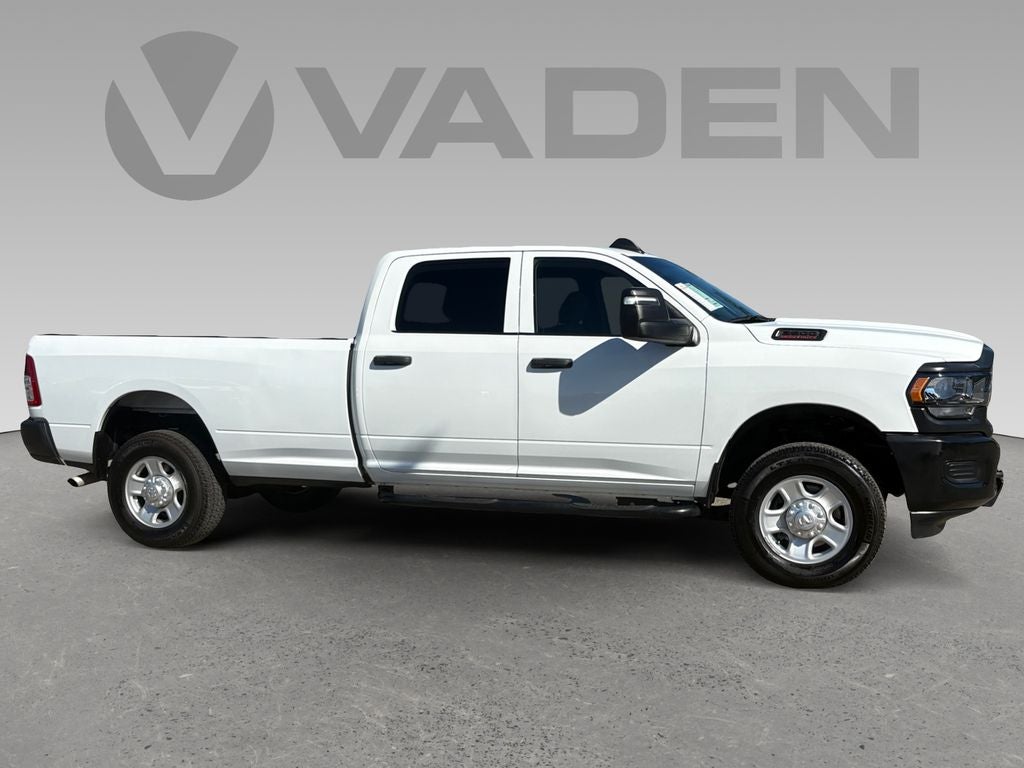 2023 RAM 3500 Tradesman Crew Cab 4x4 8' Box
