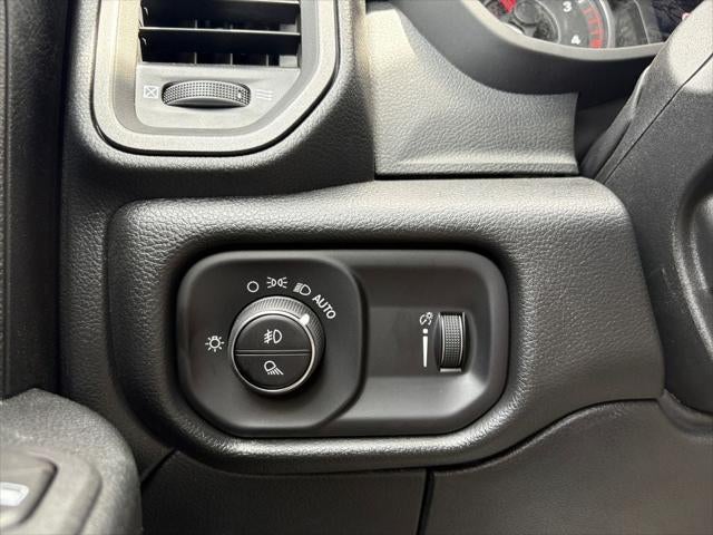 2026 RAM 2500 RAM 2500 TRADESMAN CREW CAB 4X4 6'4' BOX