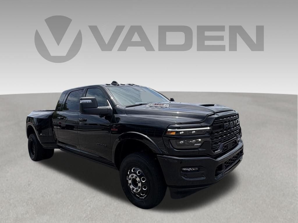 2026 RAM 3500 RAM 3500 LIMITED MEGA CAB 4X4 6'4' BOX