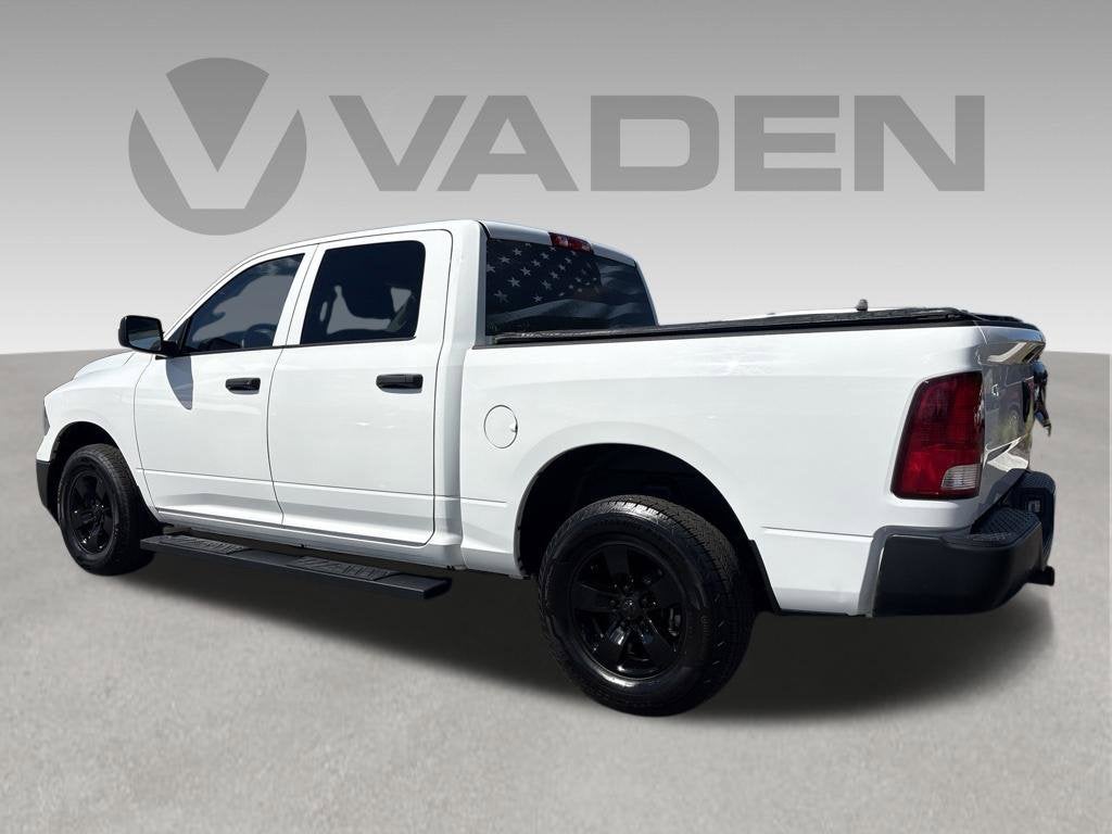 2021 RAM 1500 Classic Tradesman Crew Cab 4x4 5'7' Box