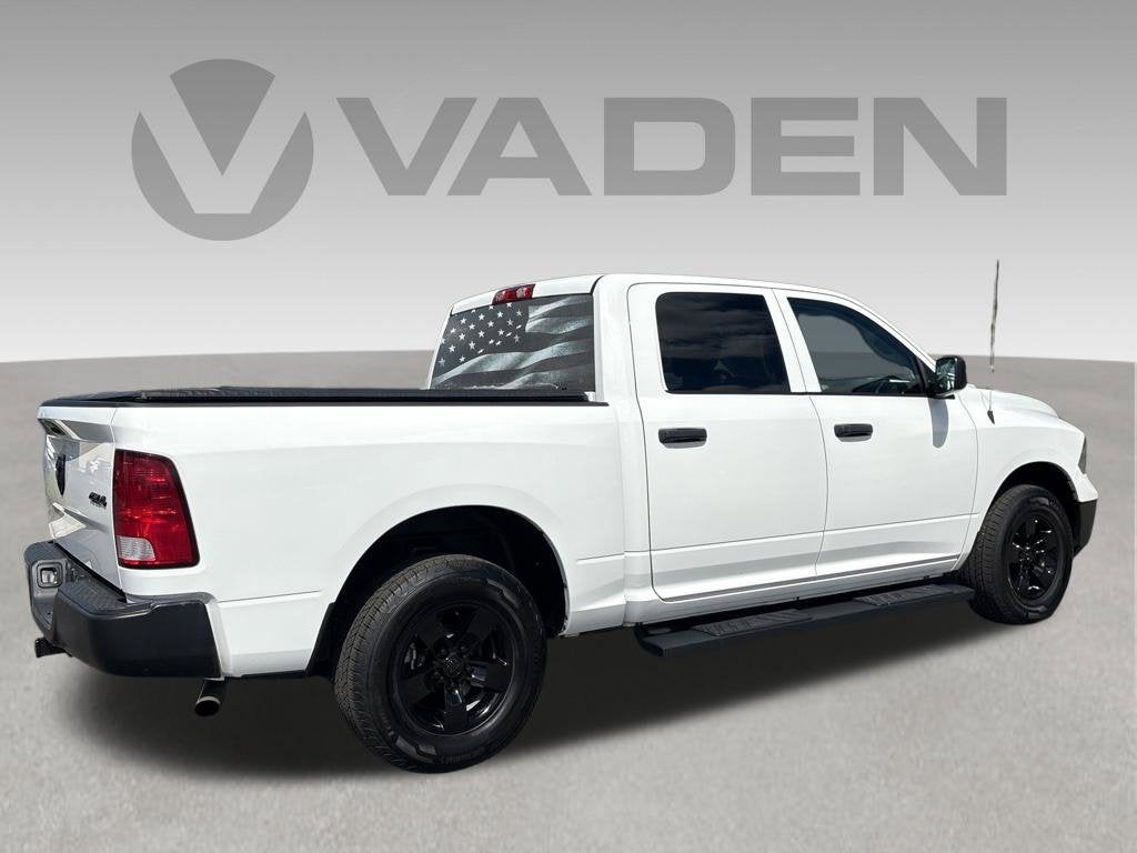 2021 RAM 1500 Classic Tradesman Crew Cab 4x4 5'7' Box