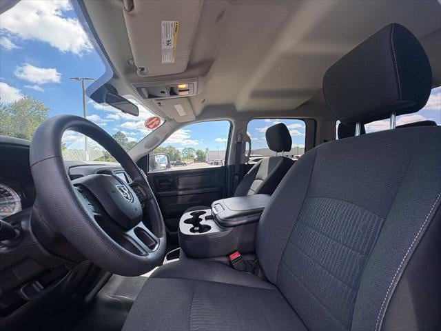 2021 RAM 1500 Classic Tradesman Crew Cab 4x4 5'7' Box