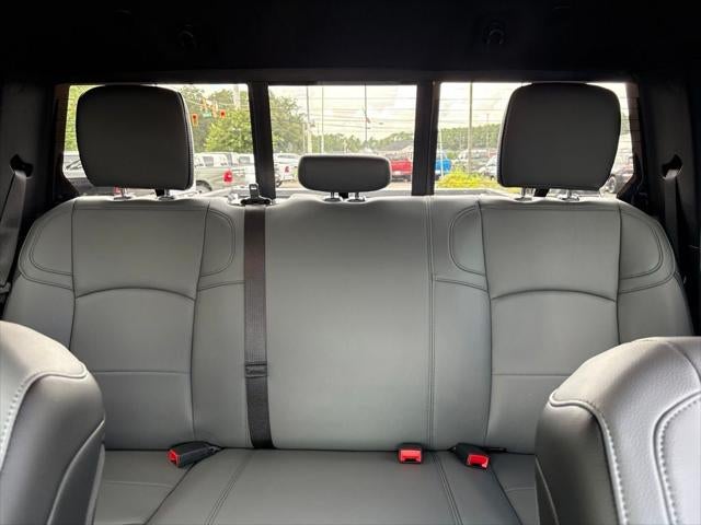 2026 RAM 2500 RAM 2500 TRADESMAN CREW CAB 4X4 6'4' BOX